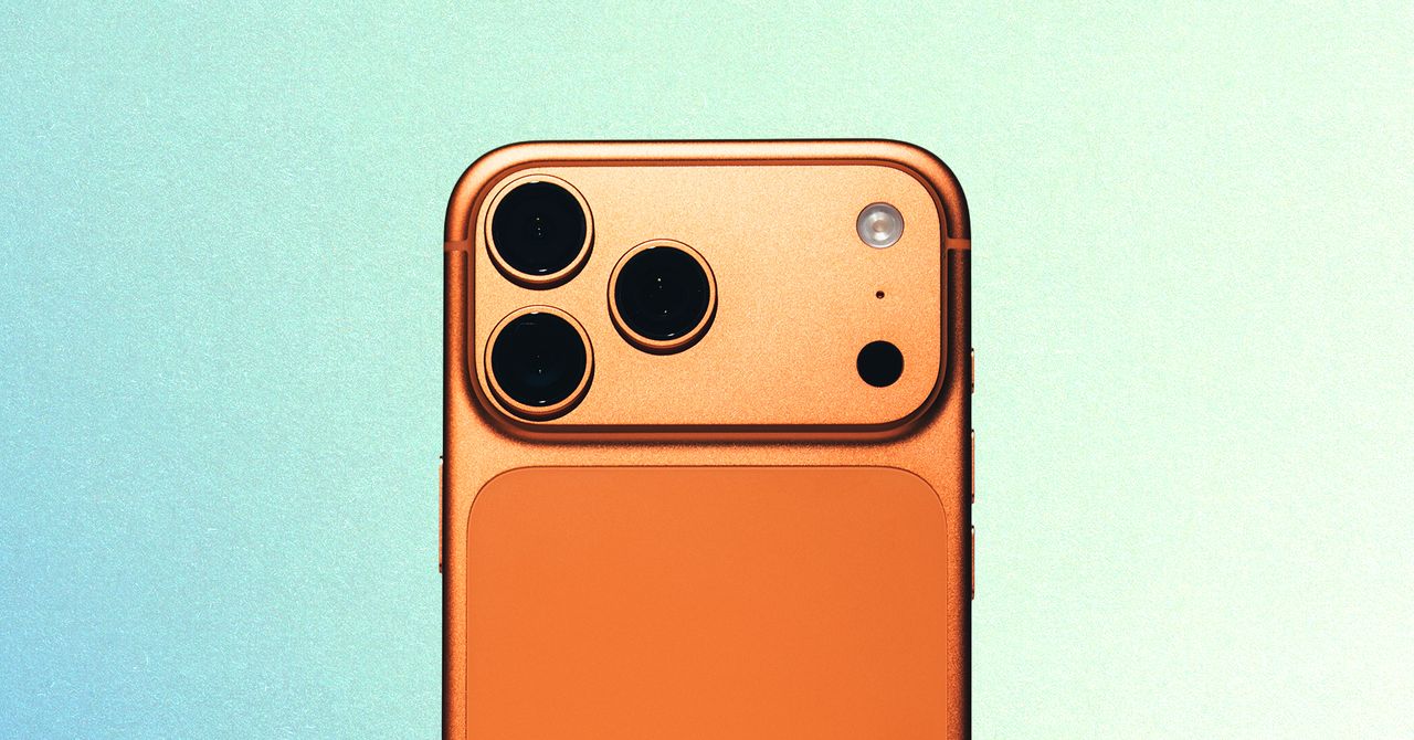 The iPhone Gets a D– for Repairability The iPhone Gets a D– for Repairability