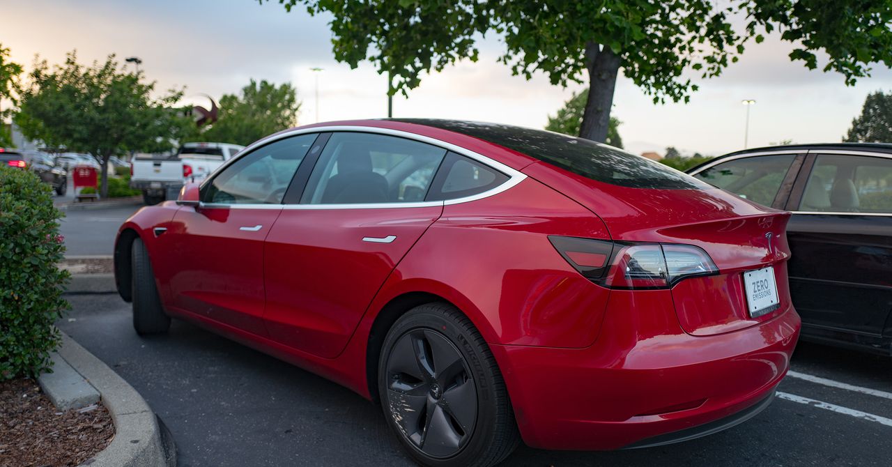 Tesla’s Door Handles Lead to Its Biggest Recall Yet Tesla’s Door Handles Lead to Its Biggest Recall Yet