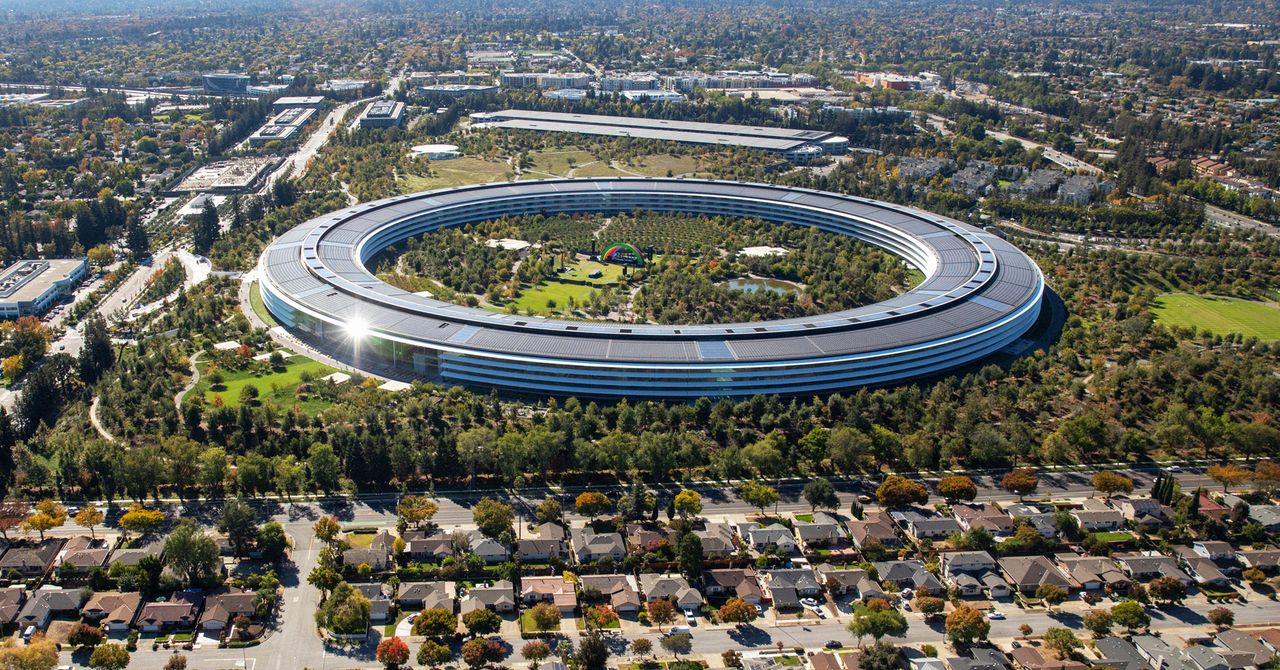 Apple Event Live Blog: Folding iPhone, Apple Watch Series 12, AirPods, and More Apple Event Live Blog: Folding iPhone, Apple Watch Series 12, AirPods, and More